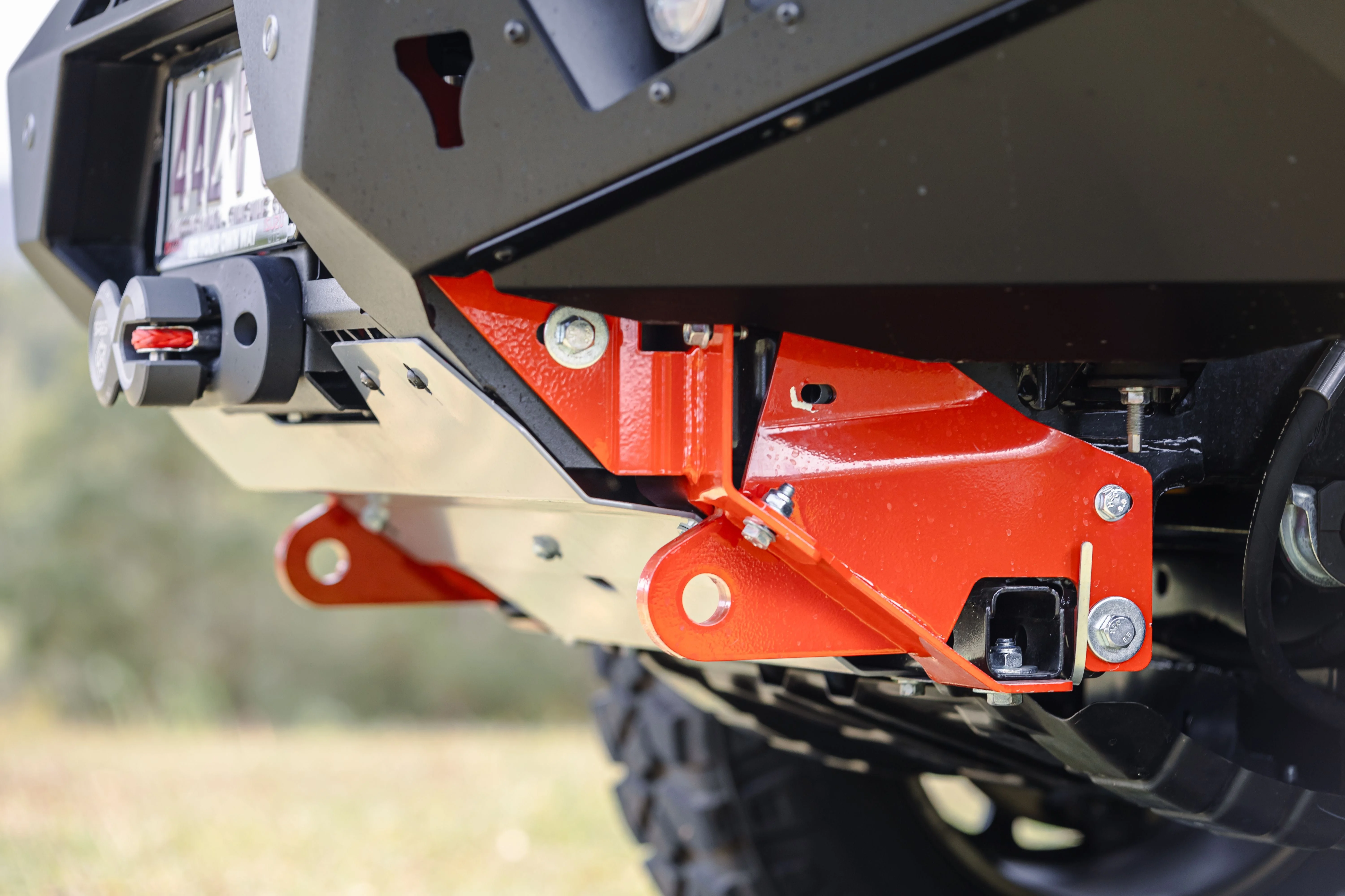 Close-up of a rated recovery point mounted to a 4WD bull bar, the kind of square-edged anchor point the HDX shackle is designed to handle